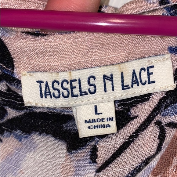 Floral Top - Picture 5 of 5